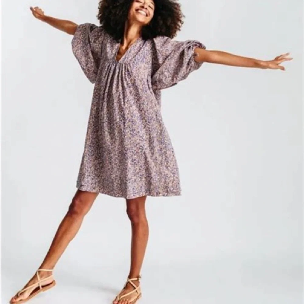 Mirth Belem Dress in Costal Coral - Picture 2 of 14